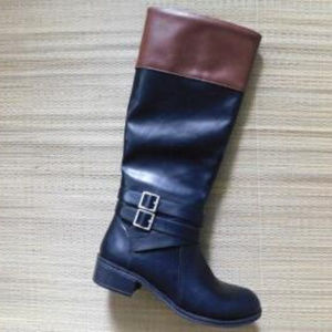 NWOT Arizona Black / Brown Rider Boots